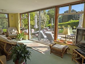 Photo 25- click for photo gallery